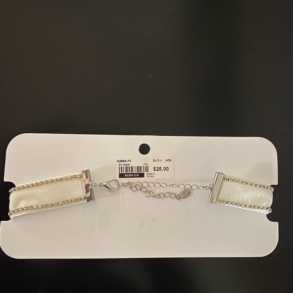 White Aldo Choker Necklace - Picture 3 of 3